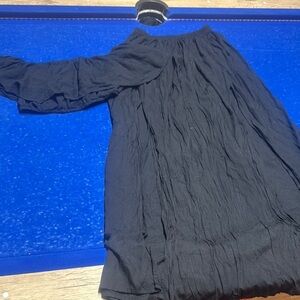 Gianni Bini Black Midi A-Line Skirt with Ruffled Pleats